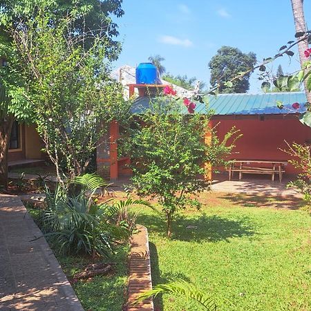 Hospedaje Los Vencejos Puerto Iguazú Exterior foto