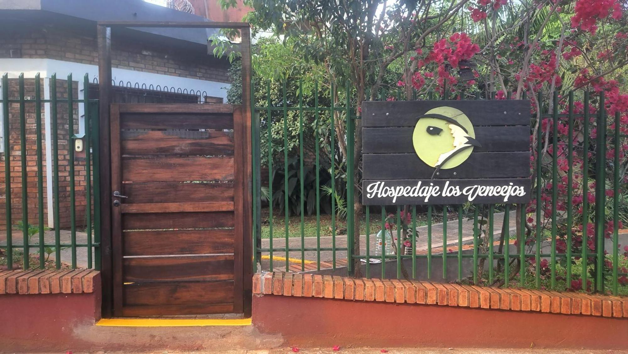 Hospedaje Los Vencejos Puerto Iguazú Exterior foto
